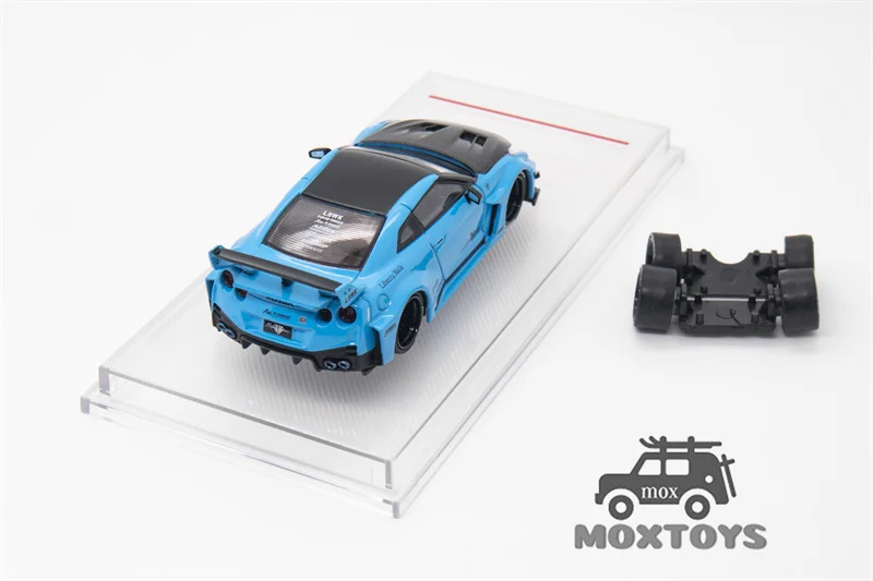 CM MODEL 1:64 LBWK GT35RR Blue Diecast Model Car