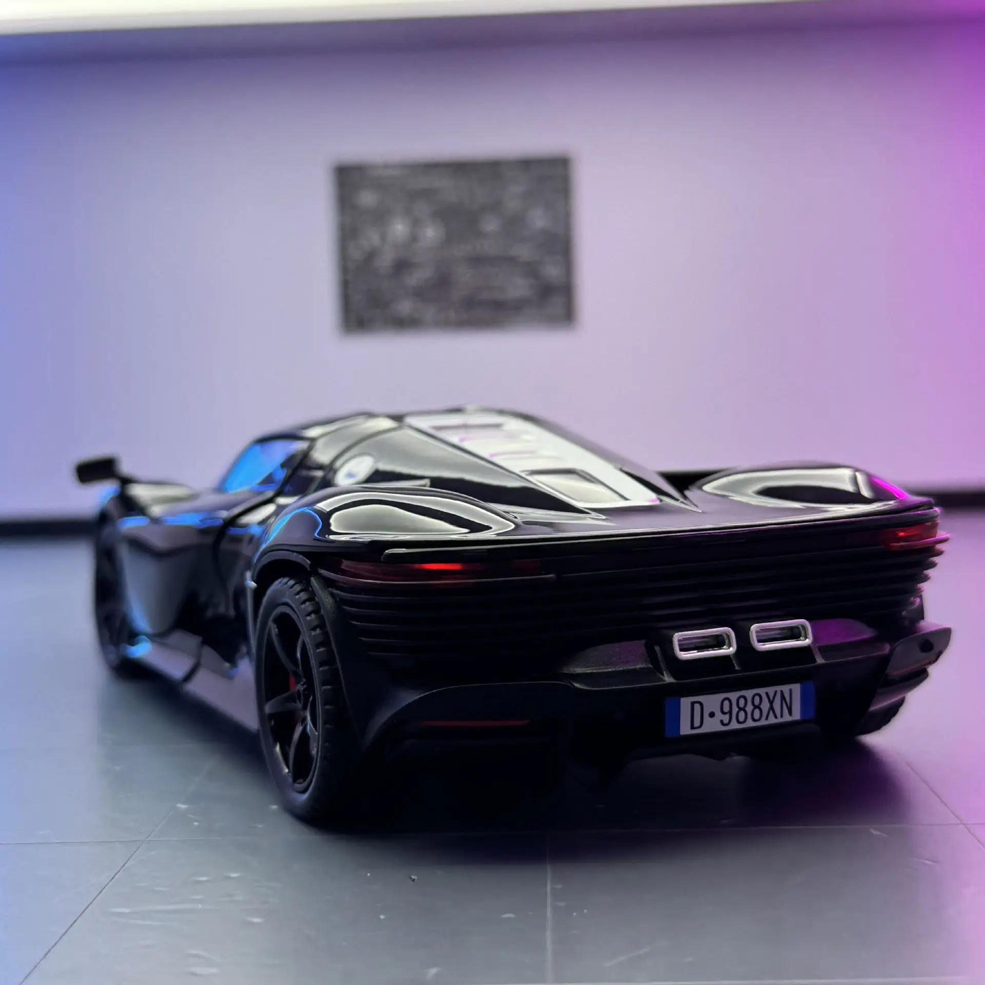 1:22 SP3 voiture de sport Simulation alliage son lumière modèle de voiture tirer BackToy voiture ornement modèle cadeau pour enfants