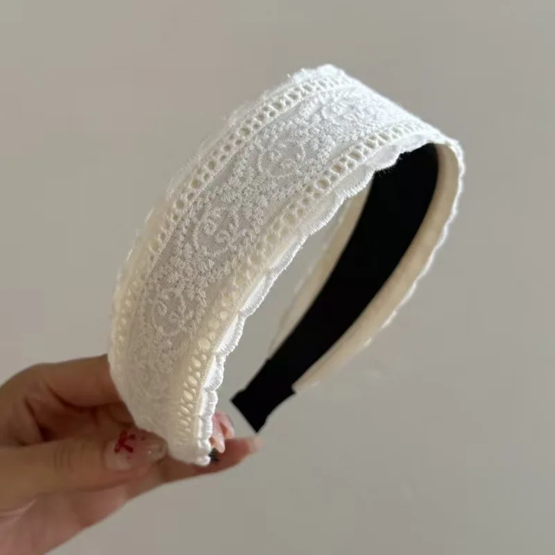 

Elegant Korean Headband for Women, Pearl Lace Vintage Design Wide Hair Hoop Non-Slip Skincare Hair Accessories
