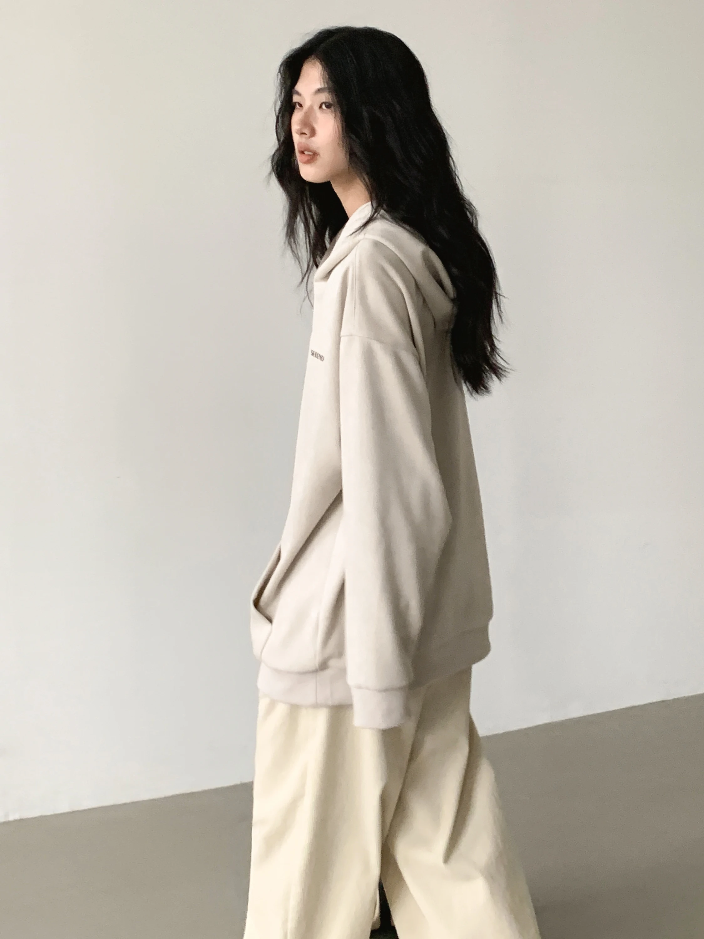 EIGHTHMONTH Felpa con cappuccio in pelle scamosciata da donna Casual Allentato Sle Lungo Sve Cappotto sopra la testa Alla moda Autunno Nuovo arrivo Vestibilità comoda