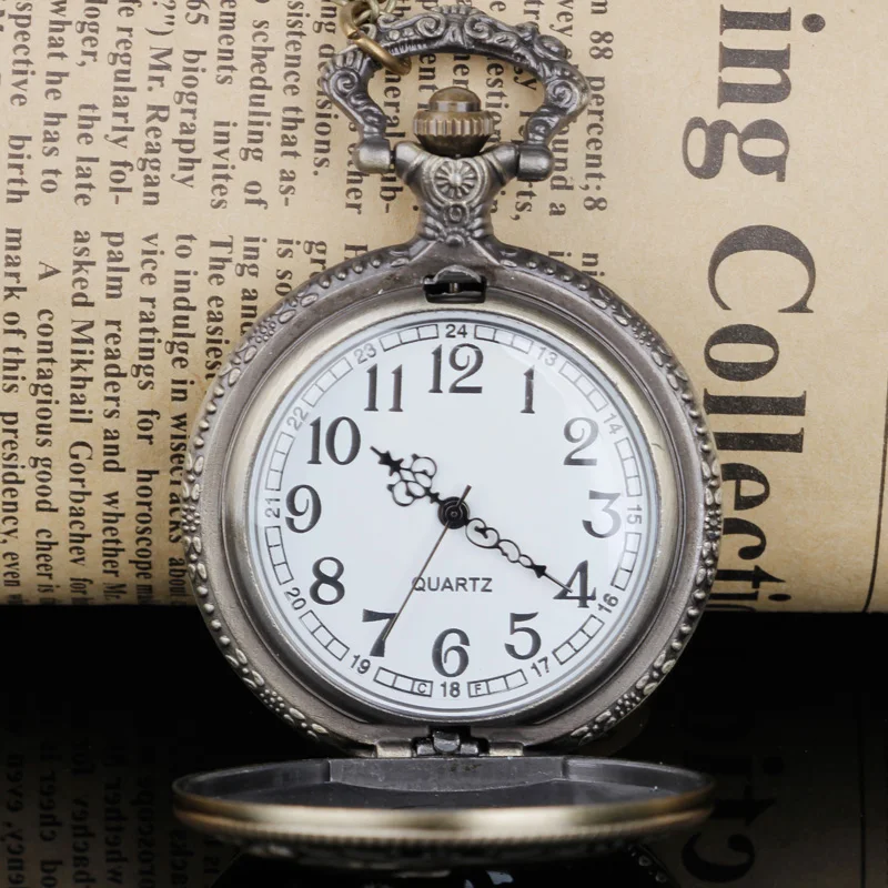 Vintage Elephant Hollow Digital Dial Quartz Steampunk Pocket Watch Men's and Women's Necklace Pendant with Chain Jewelry Gift