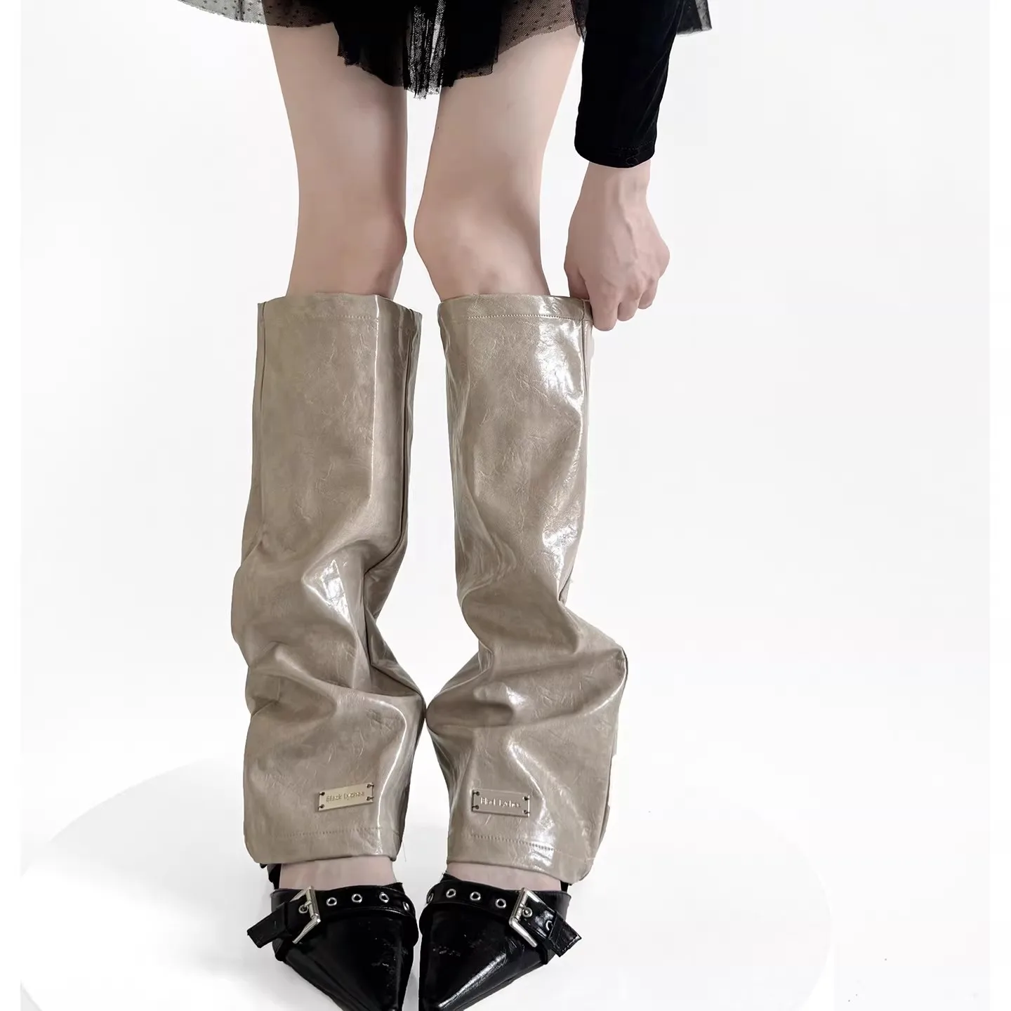Women Faux Leather Zipper Flare Leg Warmers, Slim Fit Y2K Ins Trendy Calf Socks with Metal Label, Unique Design  R2599 - view 3