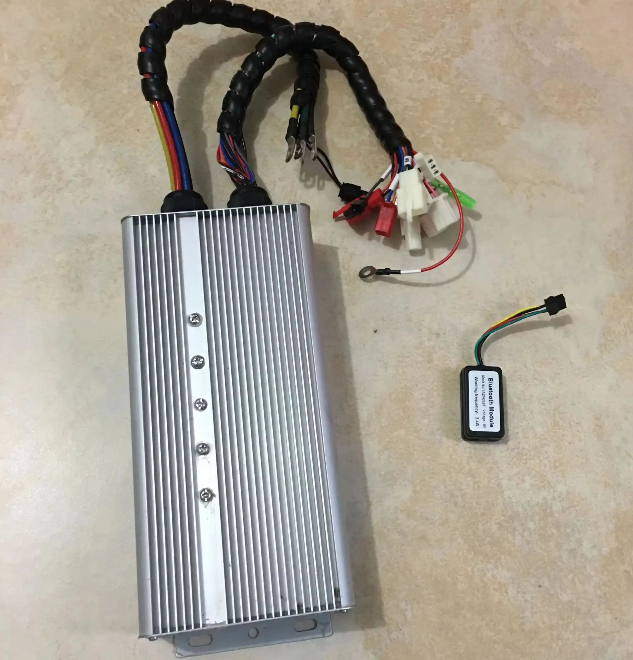 Controlador YKZ7280JA Yuyang King para motor DC sem escova 1000-3000W 48-72V com Regen