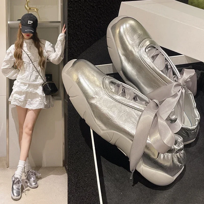 2024 spring & autumn New Korean version Niche silvery Ballet shoes  Jane  Sports Leisure Single shoe women