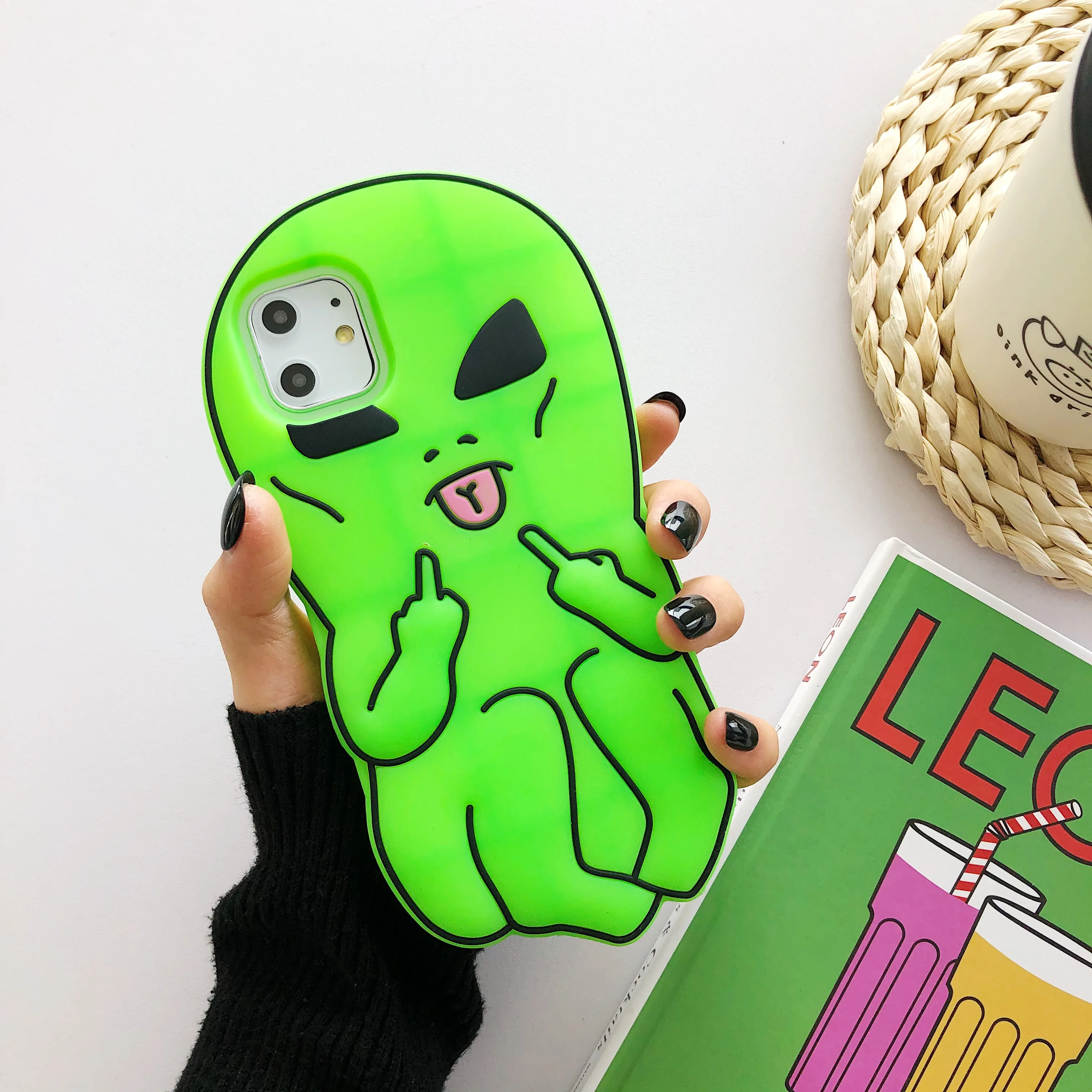 3D Cartoon Funny Middle Finger Alien Soft Silicon Phone Case for iphone16 ProMax 15Plus 14 13 12PM Protective  Soft  Cover Gift