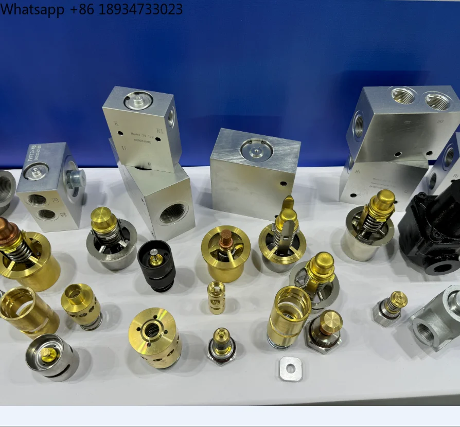 1092005806 1622319701 1092301329 Fan Assembly for Atlas Copco Air Compressor