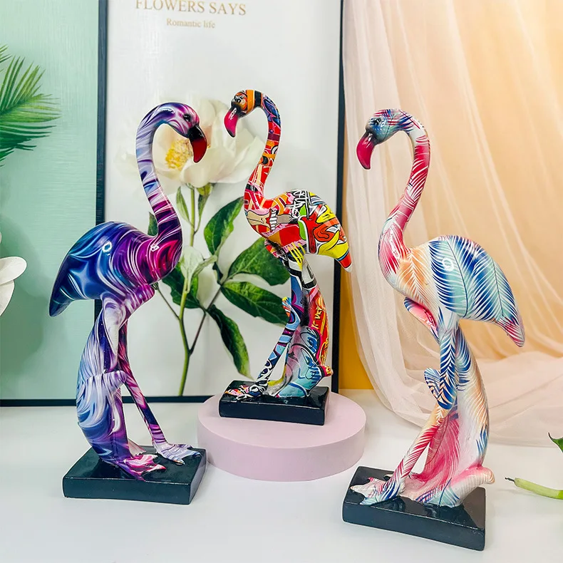 Graffiti Flamingo Sculpture Home Decor Animal Bird Figurine Nordic Style Resin Flamingo Ornament Desktop Art Crafts