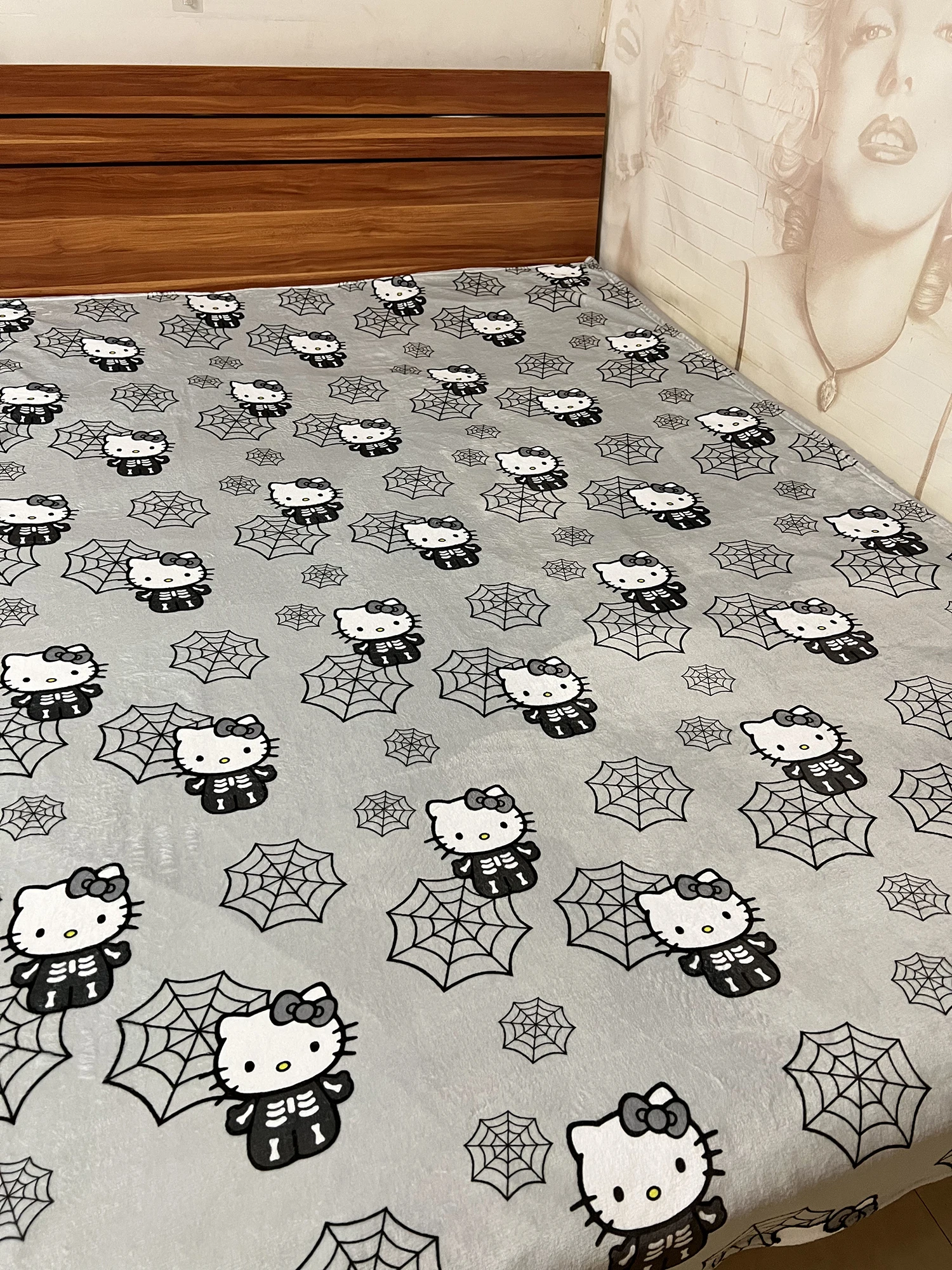 Sanrio Hello Kitty Halloween Blanket Cartoon Kids Room Decor Winter Thickened Blanket Quilt Flannel Soft Comfortable Bed Sheets