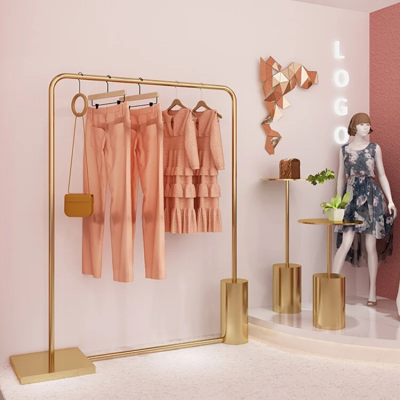 Custom. Custom Kledingstand Gouden Zware Kledingrek Nieuwe Kleding Staat Luxe Kleding Display Rekken