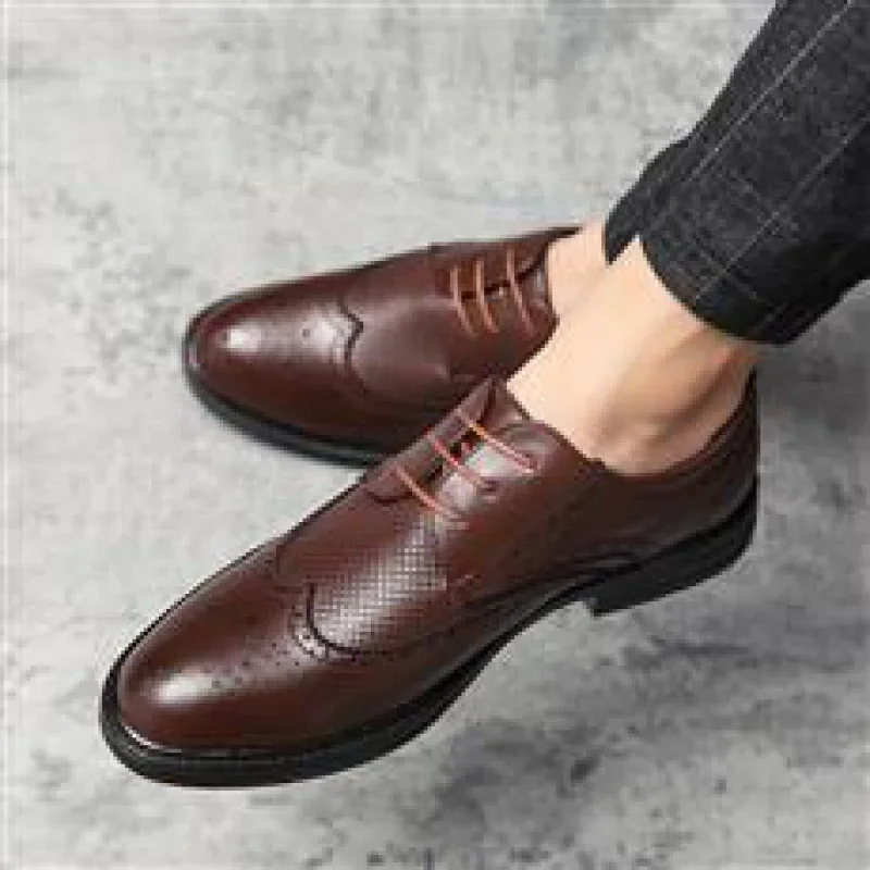 

Leather Shoes Men's Suit Wedding Retro British Korean Dress Shoes Bridegroom Brogue Hair Stylist