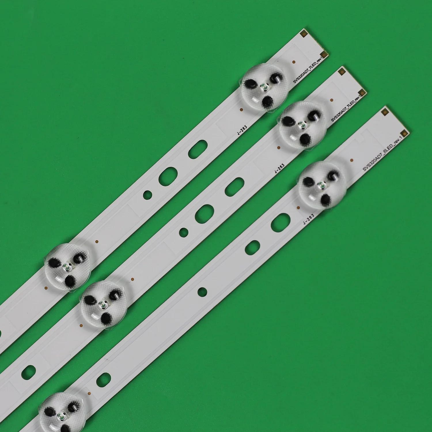 3pcs 6LED/7LED 590mm LED Backlight Strip For 32L2200U 32W1333B 32D1333B LTA320AP33 LC-32LD135K SVS320AA6 SVS320AD7