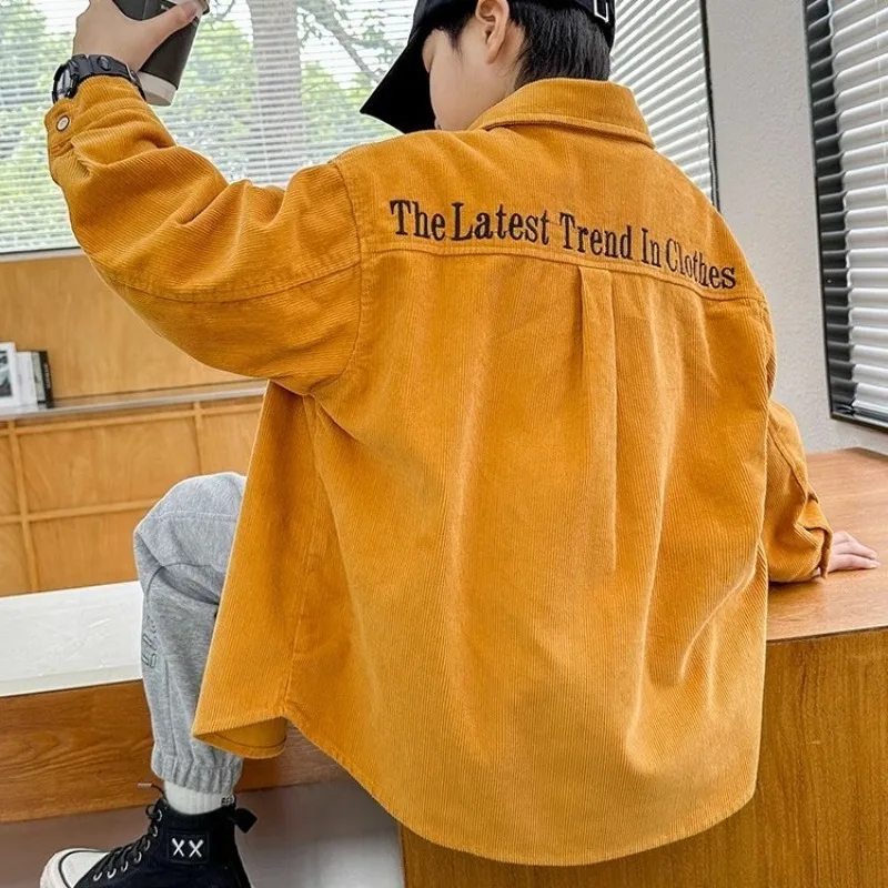 

Новинка 2023 года, рубашка с длинными рукавами для мальчиков, весна-осень, вышитые мотивы, свободная посадка, повседневная верхняя одежда, уличная одежда для мальчиков 10-15 лет