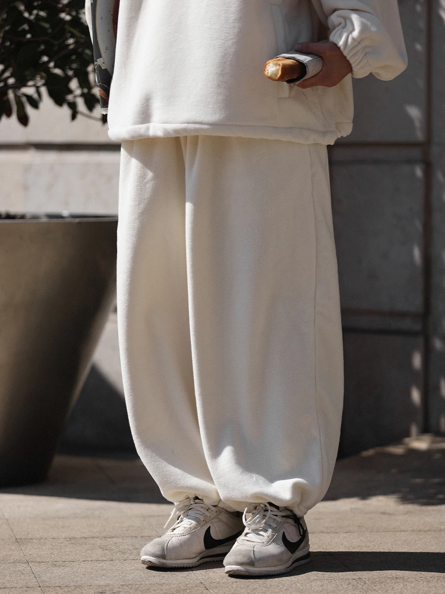 

Белые мужские повседневные брюки свободного кроя с флисовой подкладкой, прямые штанины, в японском стиле, спортивные, модные, из полиэстера