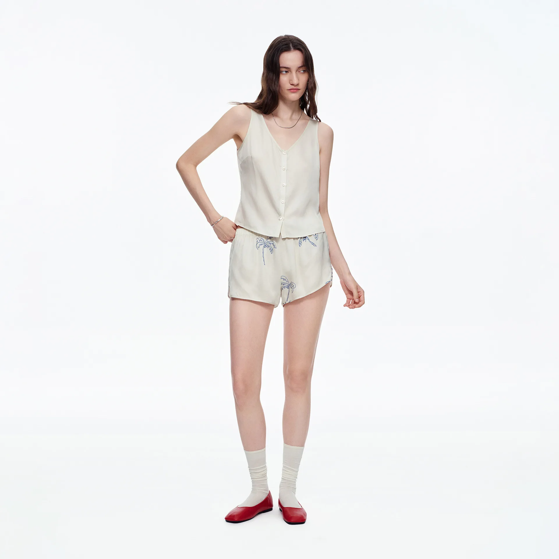silk-sleepwear-set-women's-summer-casual-tank-top-shorts-two-piece-set-fashionable-home-clothes-ensemble-thin-fabric