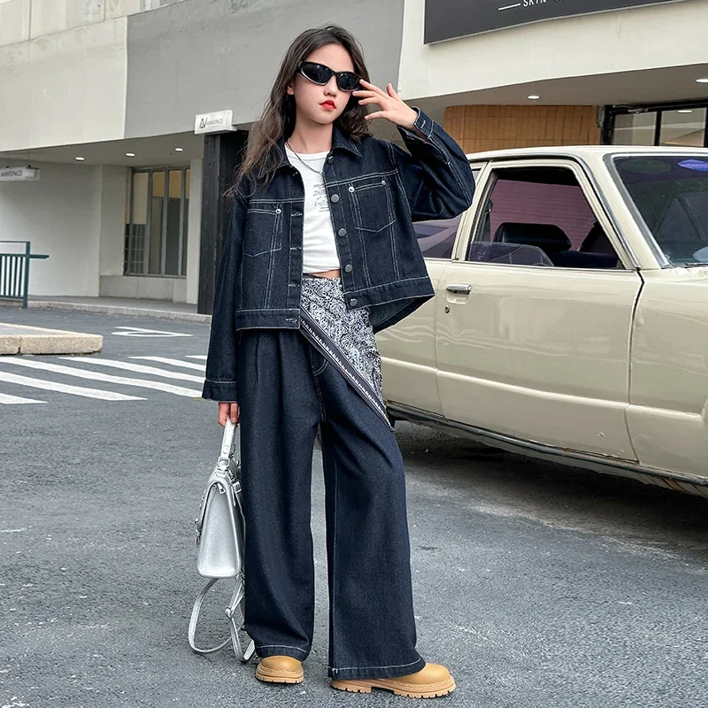 

Осенний джинсовый костюм для девочек-подростков, ковбойская куртка нестандартной формы + широкие брюки + шелковый шарф, комплект джинсов из 3 предметов для маленьких детей, детская одежда