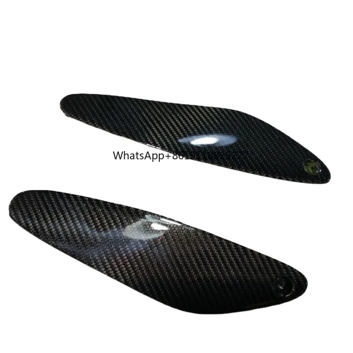 

For SKyline R33 GTR OEM style rear spoiler End W/O Letters Carbon Fiber