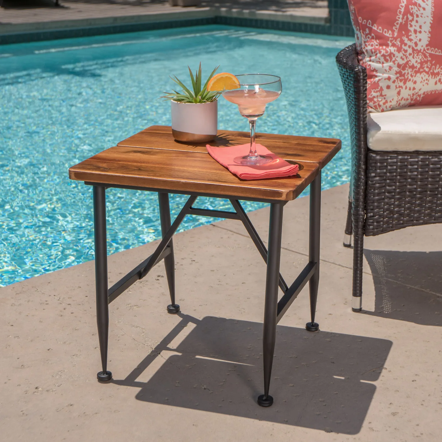 

OCALA INDUCTRIAL WOOD + METAL END TABLE