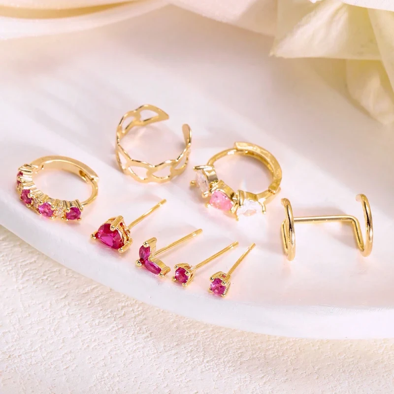 الذهب اللون بسيط القلب الزركون الأذن الكفة كليب على القرط للنساء لا مثقوب C شكل الوردي كريستال Earcuff الأذن التفاف كليب مجوهرات