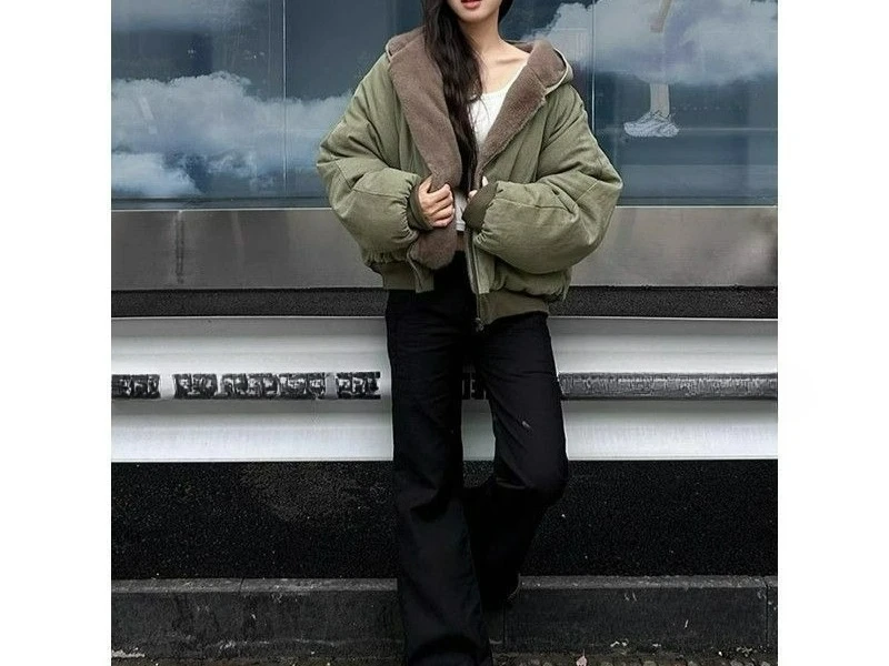 Cotton Padded Women's Winter Warm and Thick Cotton Jacket with Hooded Zipper Cardigan Design Sense Jacket