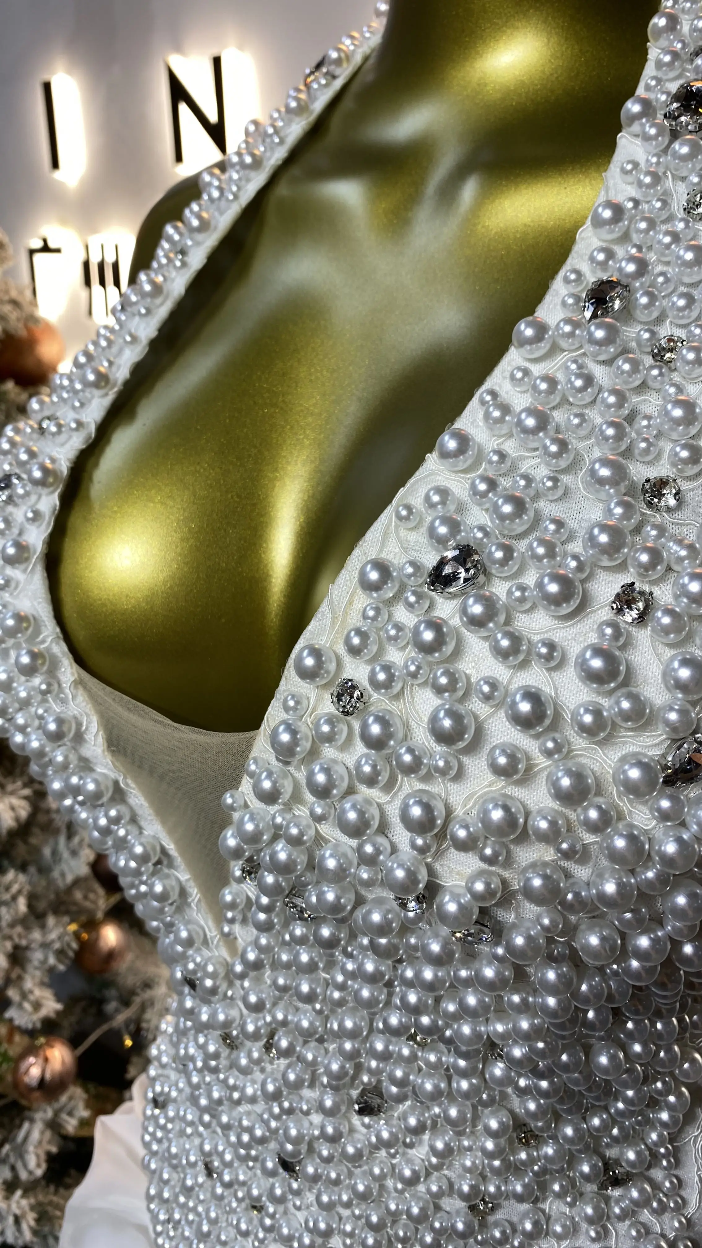 فستان حفلات صغير فاخر بدون ظهر لعام 2025، ثوب مسائي أنيق للنساء، فستان عيد ميلاد، تنورة قصيرة مطرزة باللؤلؤ-GZXX254