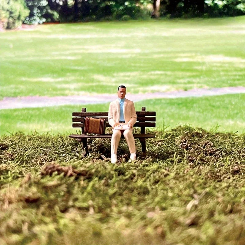 3 Peças de Figuras Miniatura Pintadas à Mão em Escala 1/64, Homem Sentado em Banco em ABS, Modelo de Diorama DIY em Escala HO para Exibição de Cenas de Filmes 18+