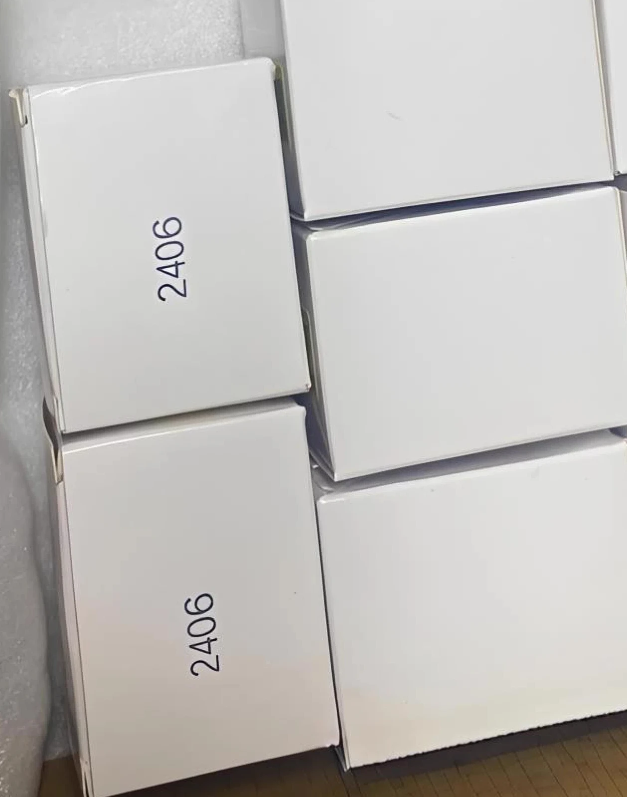 

2026 new isher 43i UV lamp 8666 air station accessories are brand new in stock, support invoicing be negotiated.