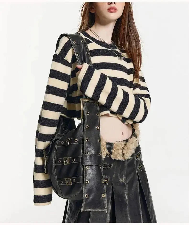 Bloom Vintage Rivet Black Handbag Women Y2k Grunge Leather Chic Large Capacity Tote Female Retro Casual Shoulder Bag Bolso
