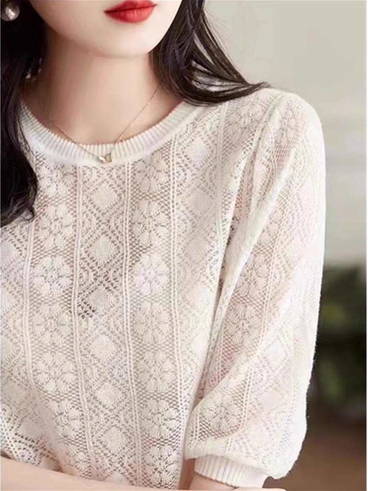 European goods new hollow thin short-sleeved knitwear women\'s summer loose temperament round neck half-sleeved T-shirt