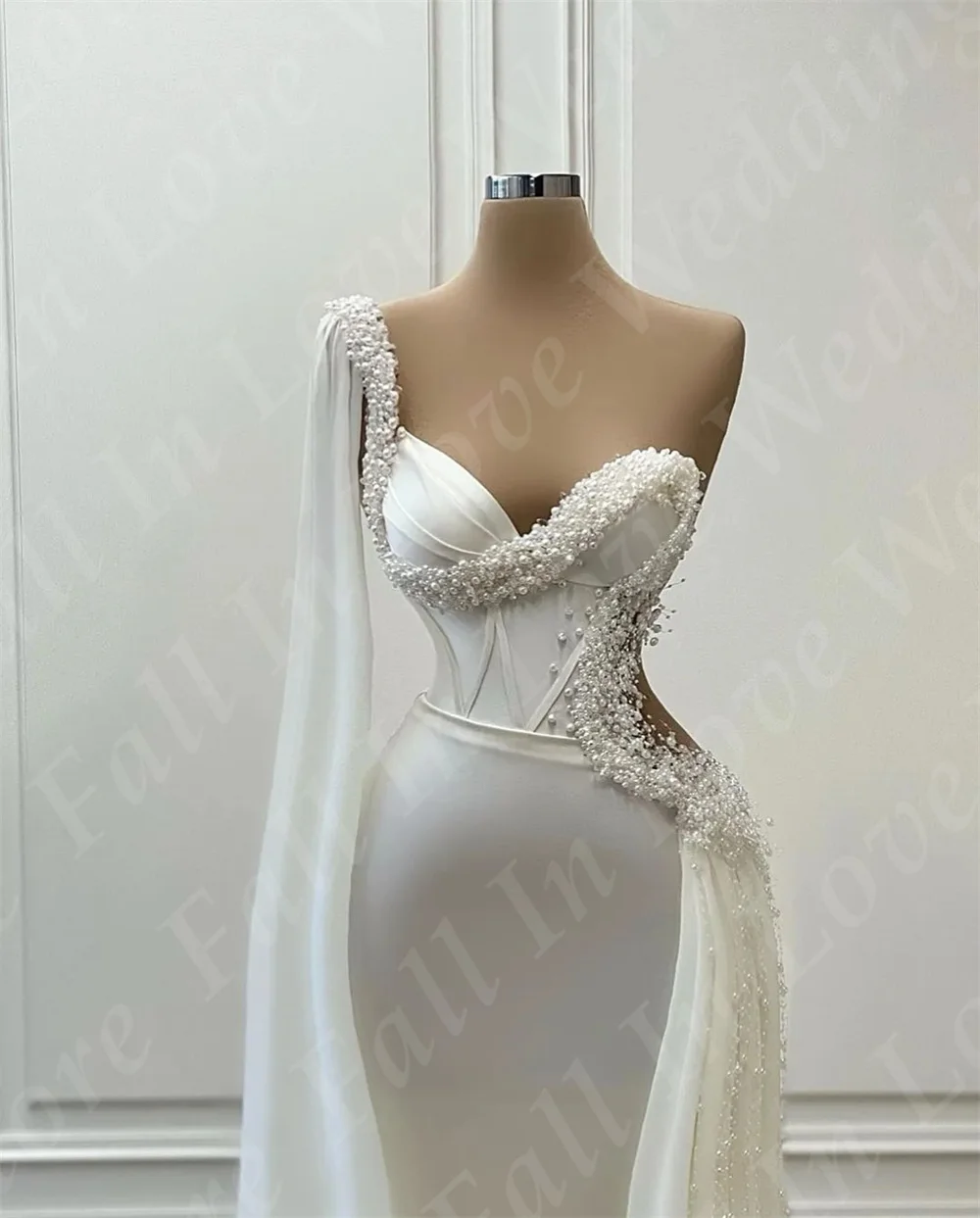 Vestido de casamento luxuoso com pescoço Sweethear, pérolas, lantejoulas, laço personalizado ou zíper, vestidos nupciais de cetim sereia, vestido de noite