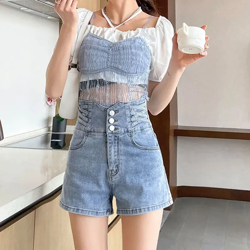 2025 Summer With Waist Pocket Button Denim Shorts for Women Fashion Clothing Designer Trend Flowy To Wear Short Jean Pants Woman
