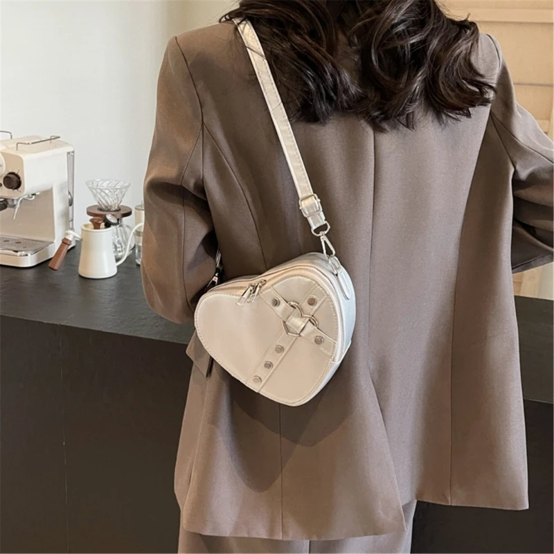 Women's Heart Shaped Shoulder Bag with PU Leather Studs Solid Color Fashion Mini Square Bag with Sdjustable Strap