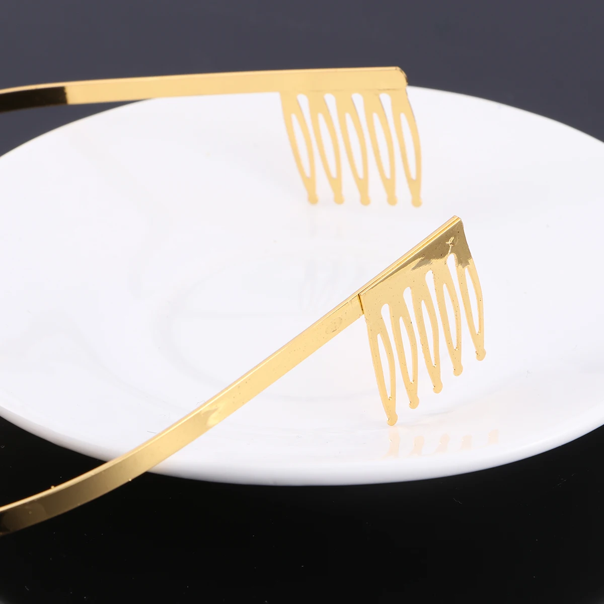 

Crystal Tiara Rhinestone Crown Hair Comb Birthday Headbands Commemorate Bride Party Accessories Hair Tools Styling