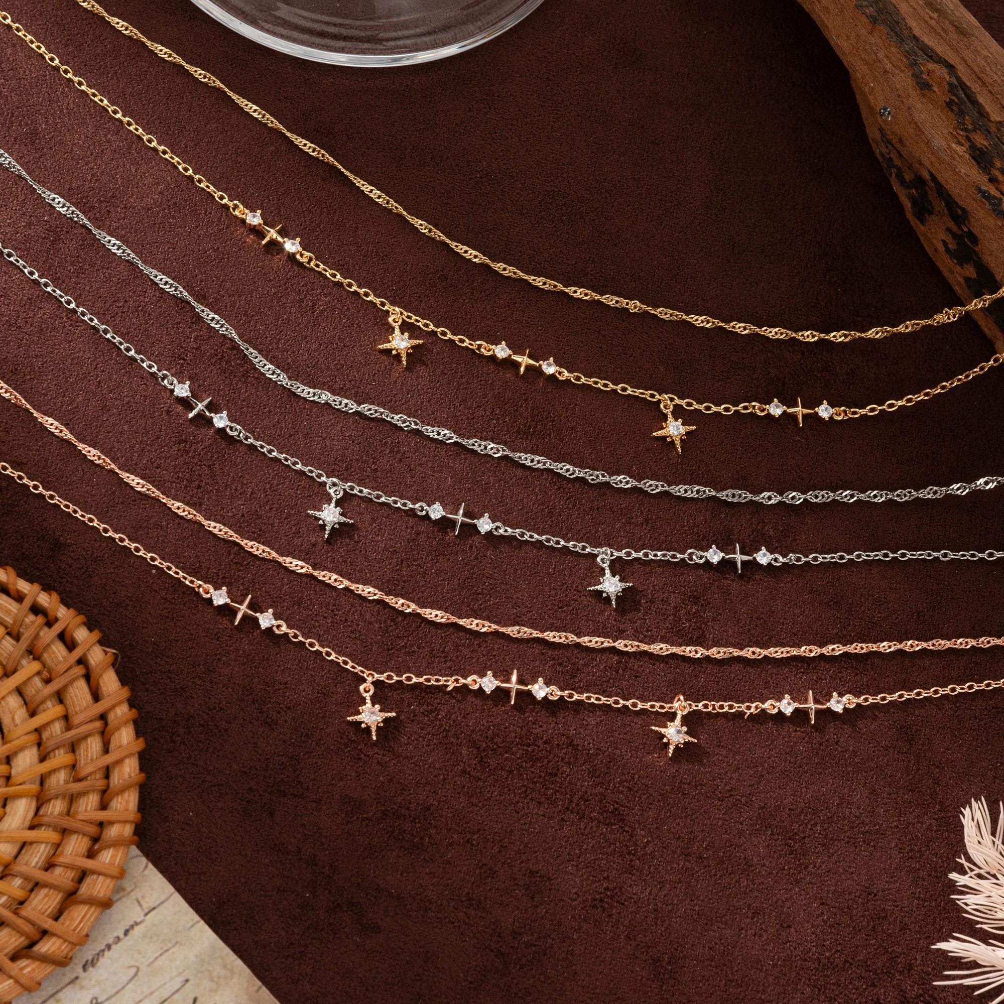 

Minimalist Octagonal Star Necklace for Women, Dainty Diamond Layered Pendant, Elegant Collarbone Chain