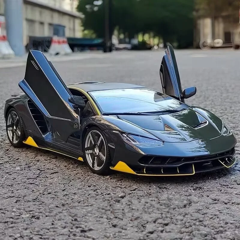 1:18 LP770 LP770-4 Alloy Sports Car Model Diecast Metal Track Racing Car Vehicles Model Sound and Light Simulation Kids Toy Gift