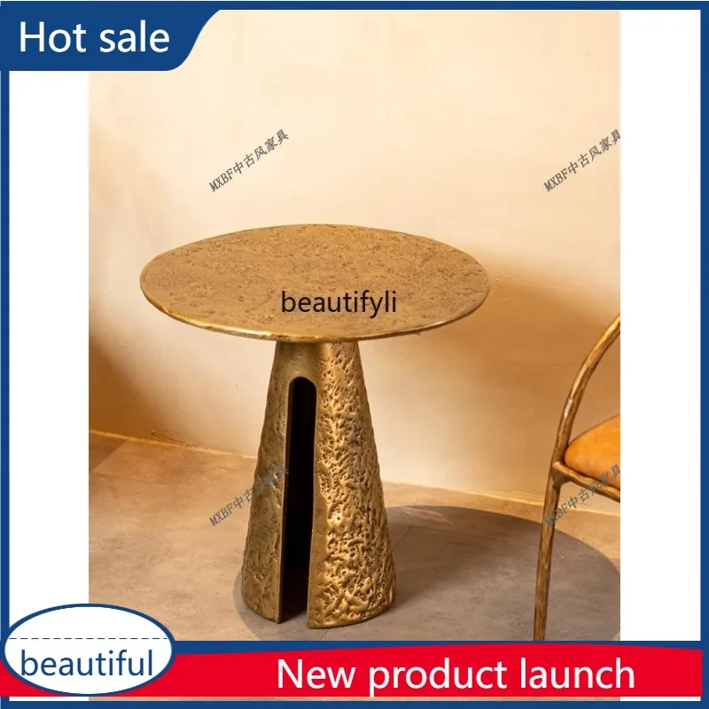 A003 Medieval style side few retro new coffee table wrought iron designer side few artistic creativity