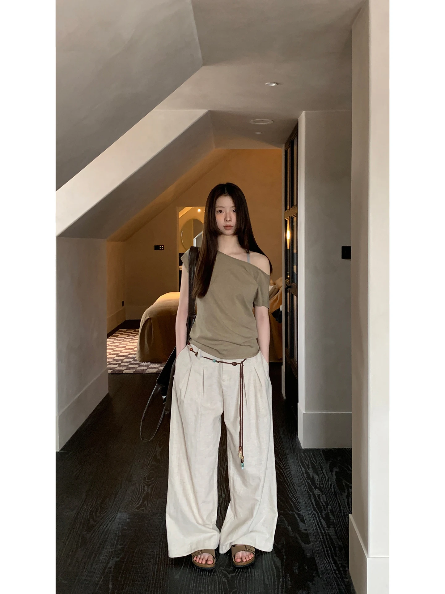 

Red Celebri ort Sve Knitted T-irt oulder Bared Summer Trendy Young Commute Sle Pure Color Straight Cut Regular Fit