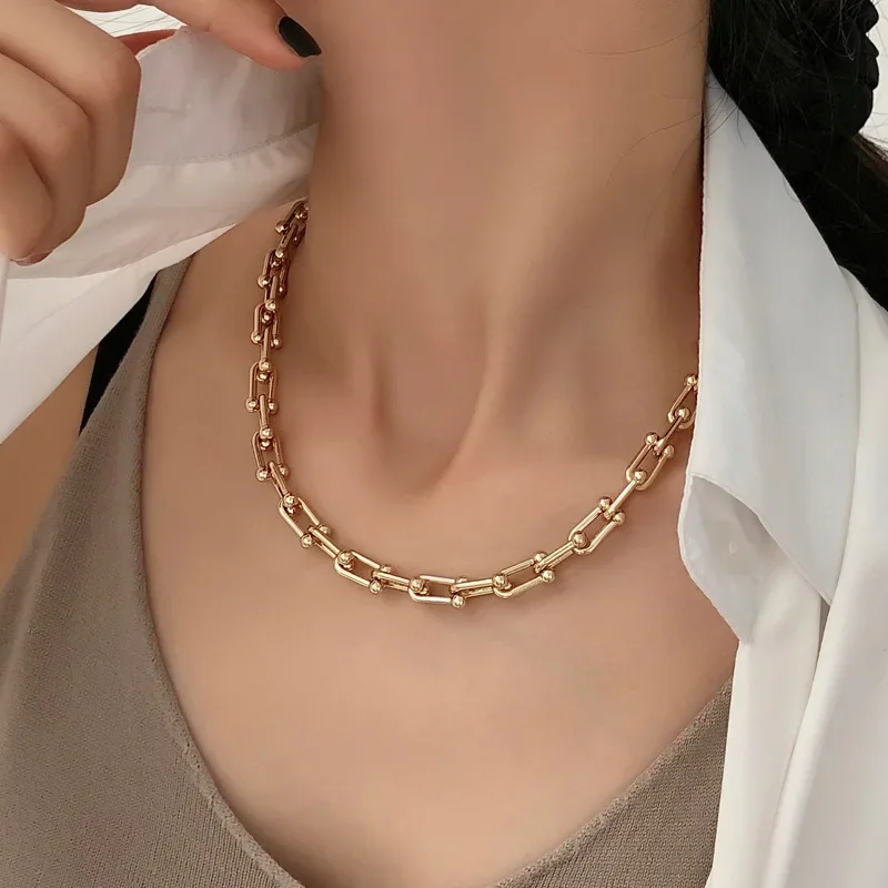 Europe and the United States 18K gold-plated stainless steel U-shaped necklace personality jewelry horseshoe U-shaped choker