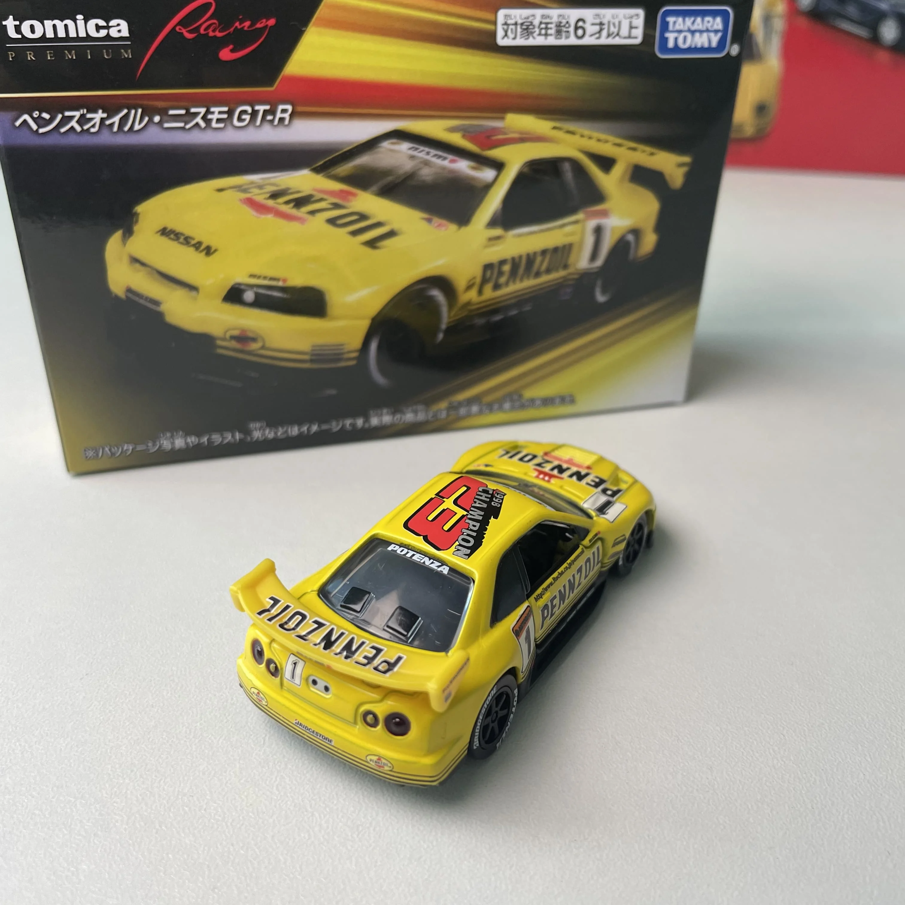 Takara Tomy Tomica Premium Racing Penz Oil Nismo GT-R Metalowy Model Samochodu Odlewany Ciśnieniowo Kolekcja Ekspozycyjna Zabawka Prezent dla Chłopca