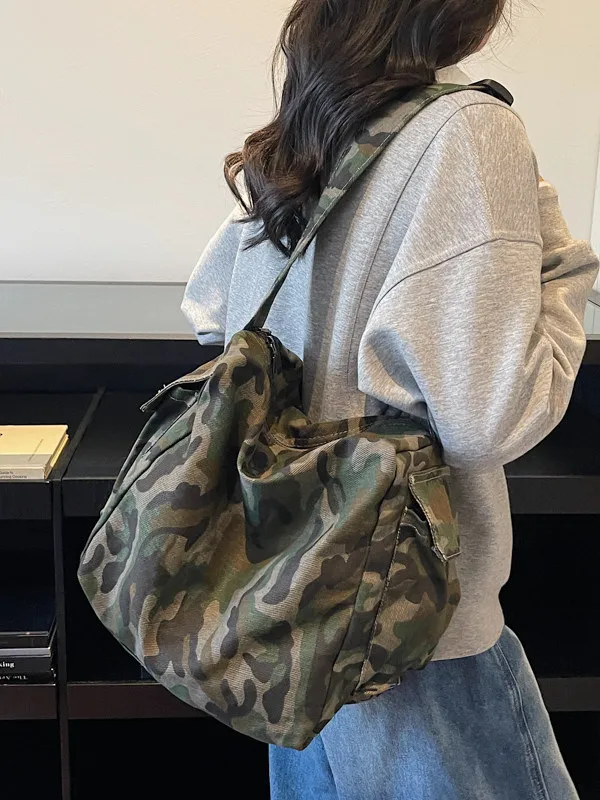 Retro Camouflage Ca…