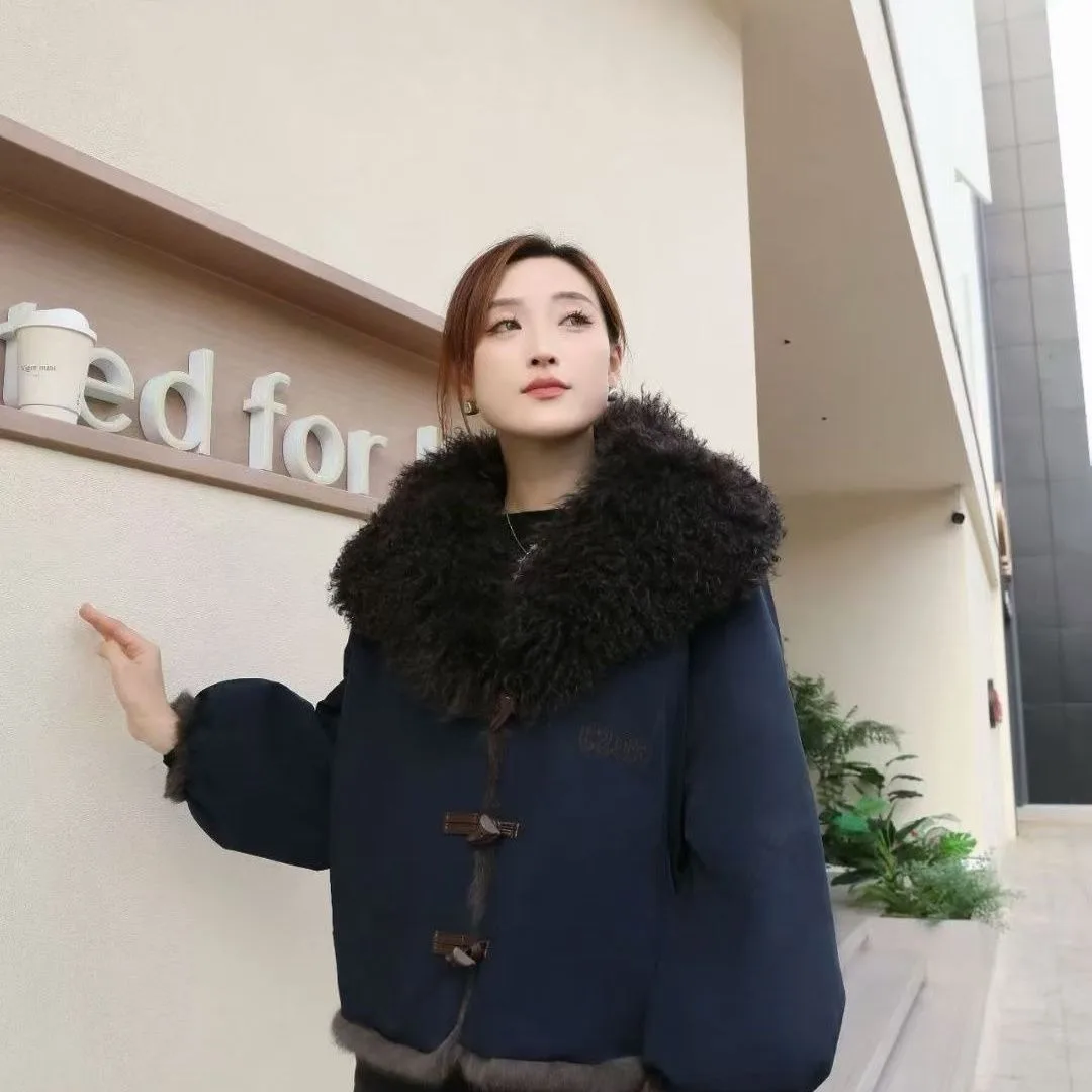 High Quality Rabbit Fur Lined Lamb Fur Collar Fashion New Women Coat Double Sided Horn Button Natural Genuine Fur Jacket