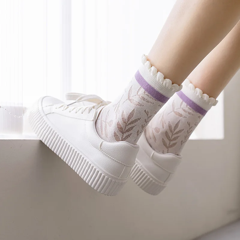 Spring and summer breathable mesh cool bubble mouth simple purple mid-tube women's socks cartoon flower striped women's socks