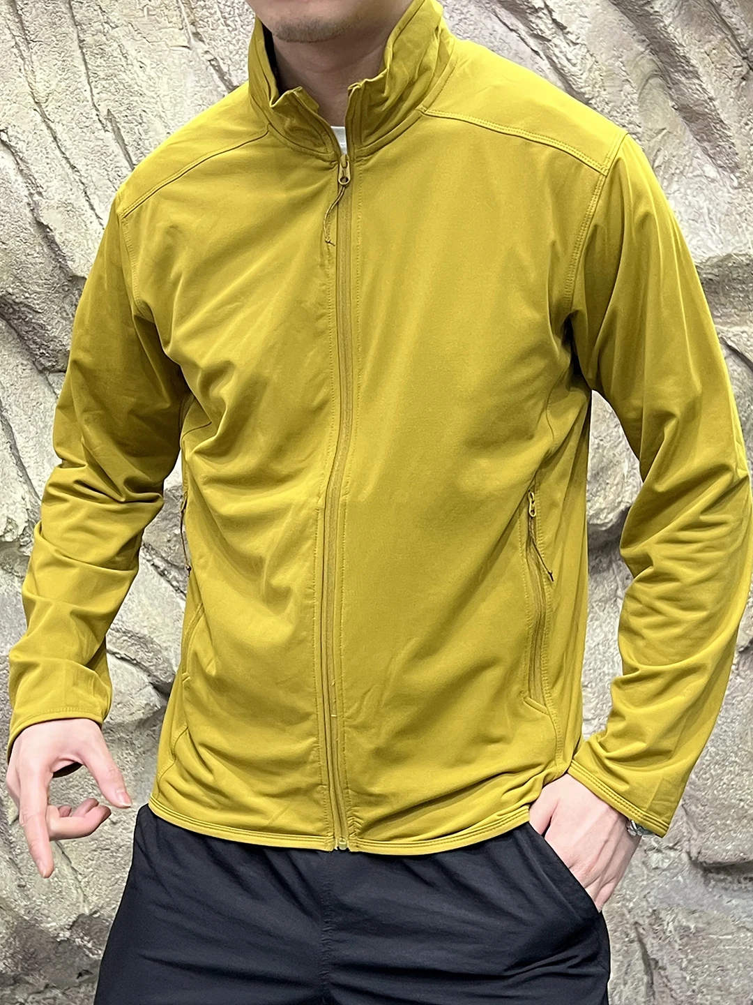 Peso ligero, cálido, 3D, a medida, cuello levantado para hombres, Fce Jaet, serie LT de moda, ajuste levantado, cierre de cremallera de fibra de poliéster