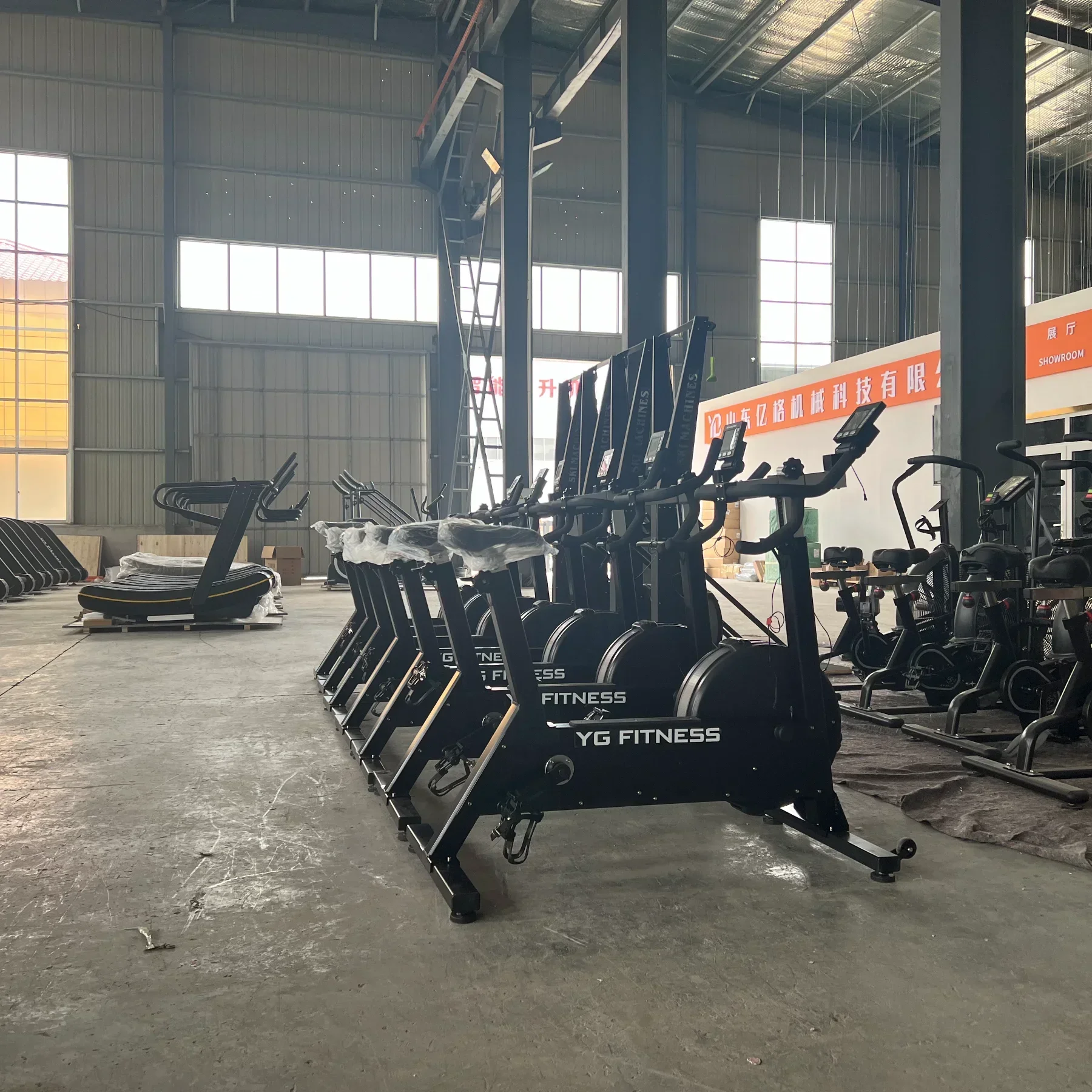 Newly Upgraded Homeowner Fitness Rotating Bike Air Bike Professional Gym Rotating Bike