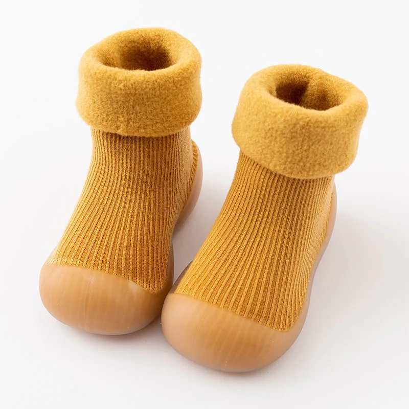 

1 Pair Yellow Warm and Comfortable Baby Walking Shoes for Newborn Girls and Boys Winter Floor Socks Children's Thermal Boots