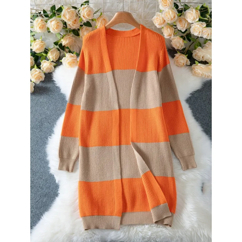 جديد الخريف والشتاء التباين اللون مخطط سترة المرأة عادية منتصف طول خارج الكتف سترة مشغولة من الصوف #6