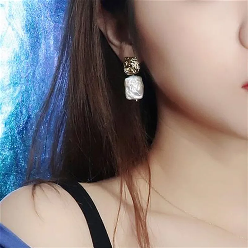 kshmir 3.7cm Women wavy irregular baroque pearl earrings natural freshwater pearls hanging earrings retro women stud earrings