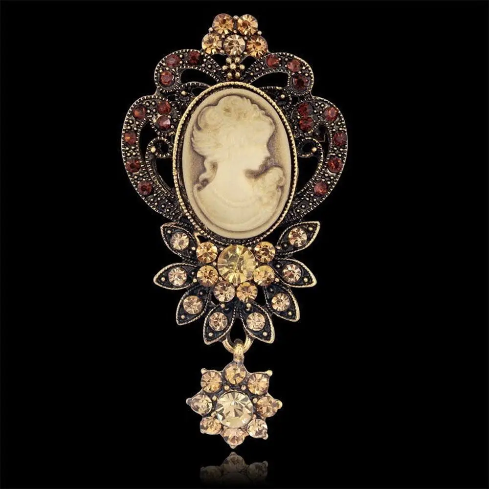 Elegant Antique Cameo Boutonniere Rhinestone Queen Brooch Pin Jewelry Christmas Gift Fashion Accessories