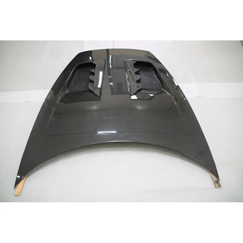 High Quality Dry Carbon Fiber Engine Hood Bonnet Fit 992 Auto Modification Parts