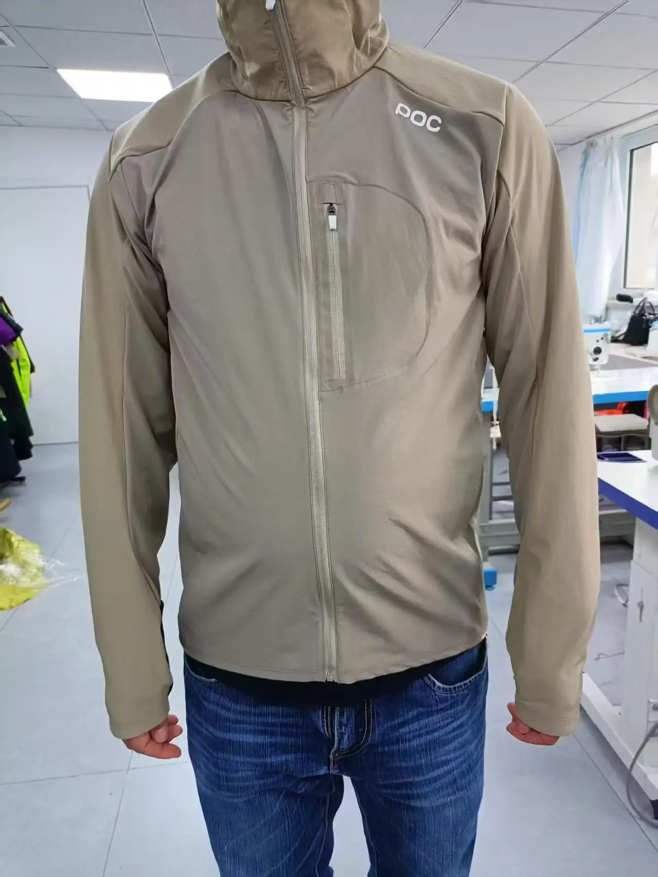 سترة POC الجديدة الأساسية MTB عالية الجودة لركوب الدراجات عبر البلاد سريعة الجفاف من Guardian Air Jacket.