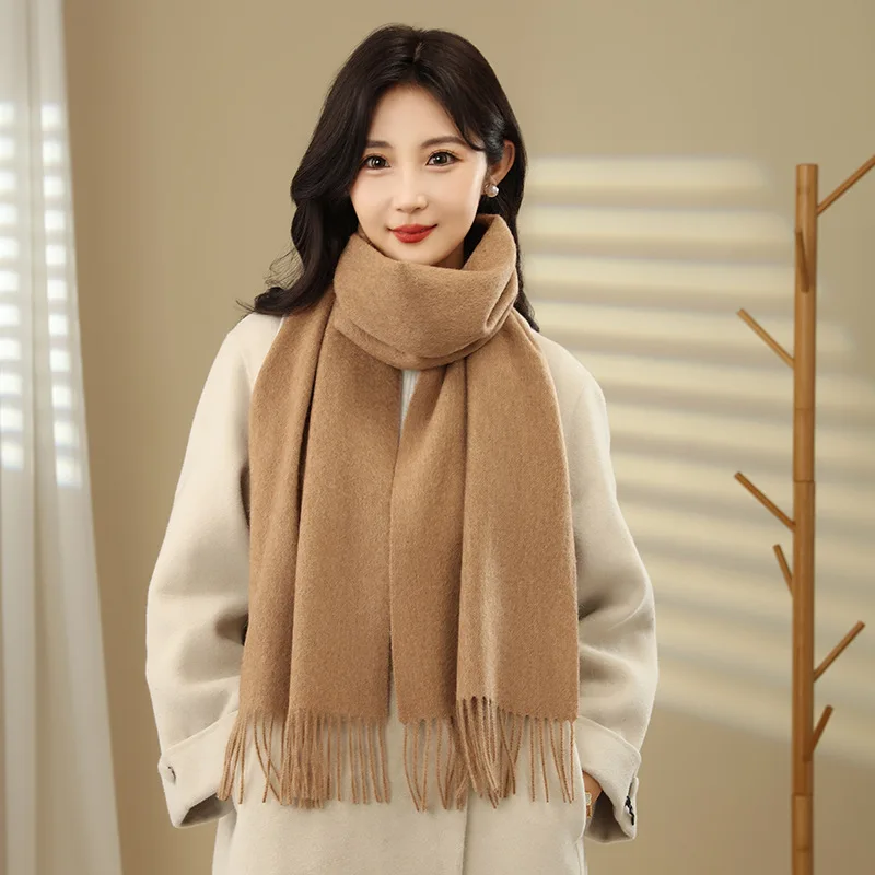 カップル向けの新しいハイエンドの多用途チェック柄ウール-スカーフ、男性と女性には同じです。